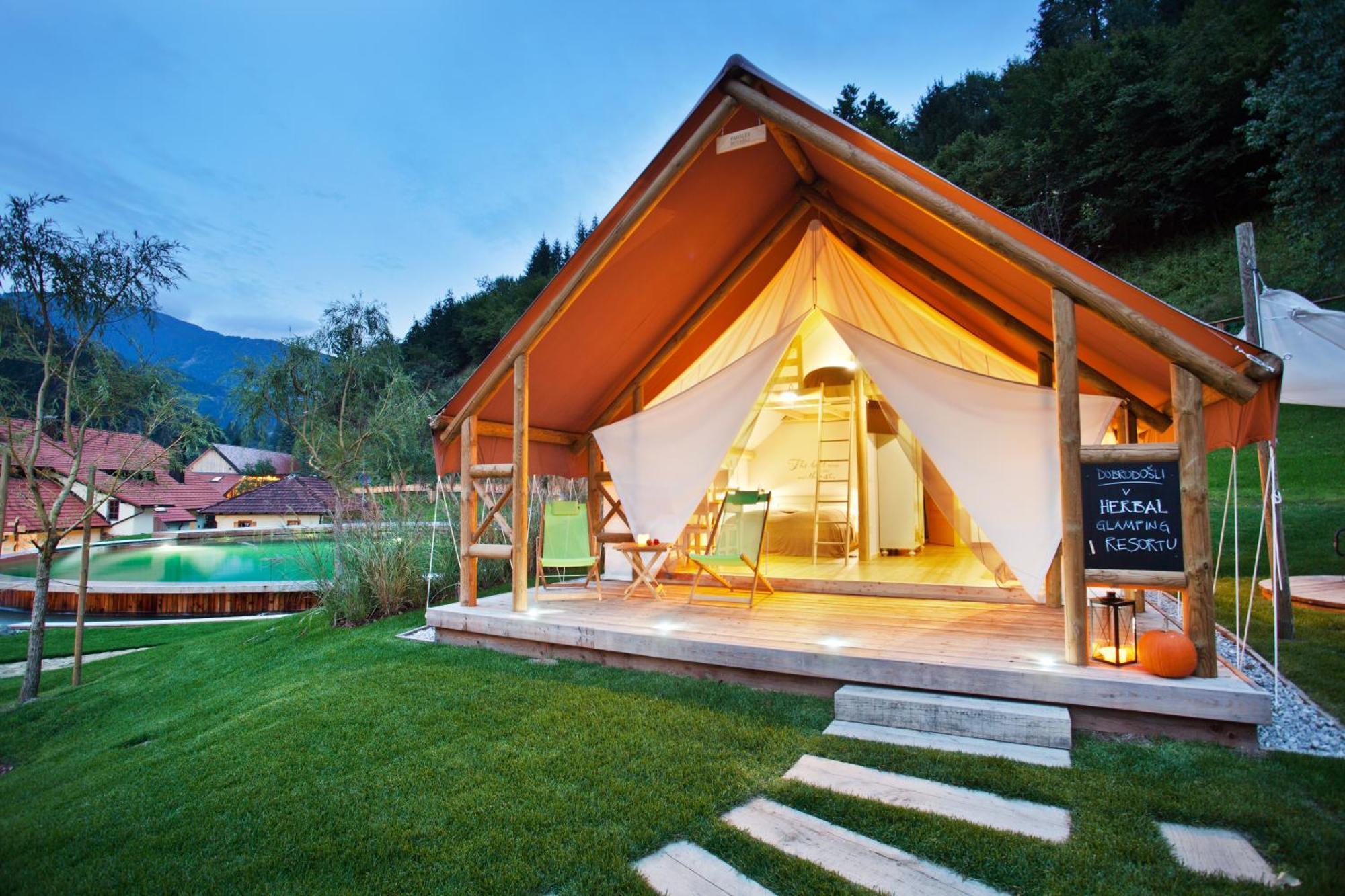 Herbal Glamping Resort Ljubno Eksteriør billede