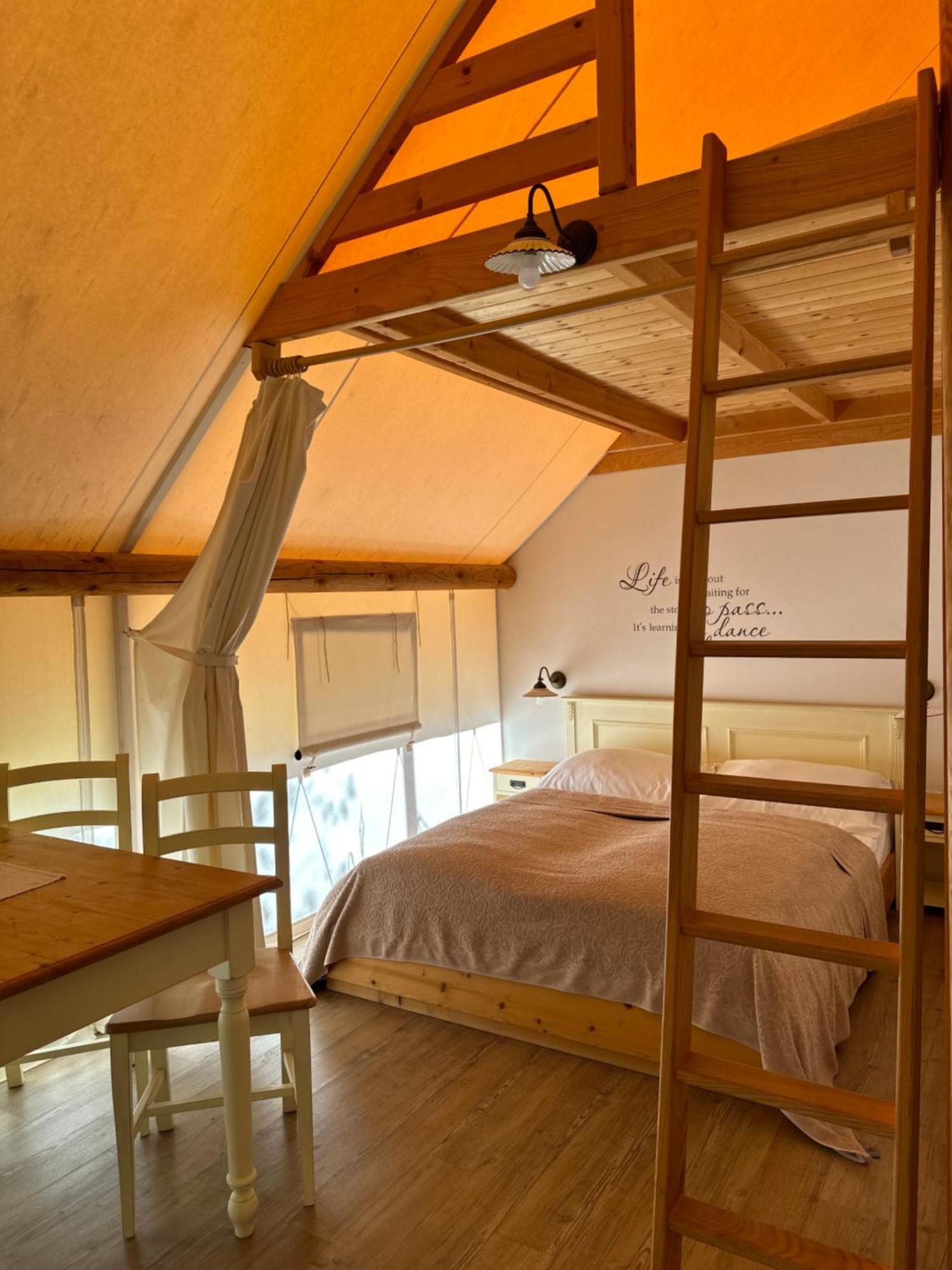 Herbal Glamping Resort Ljubno Eksteriør billede
