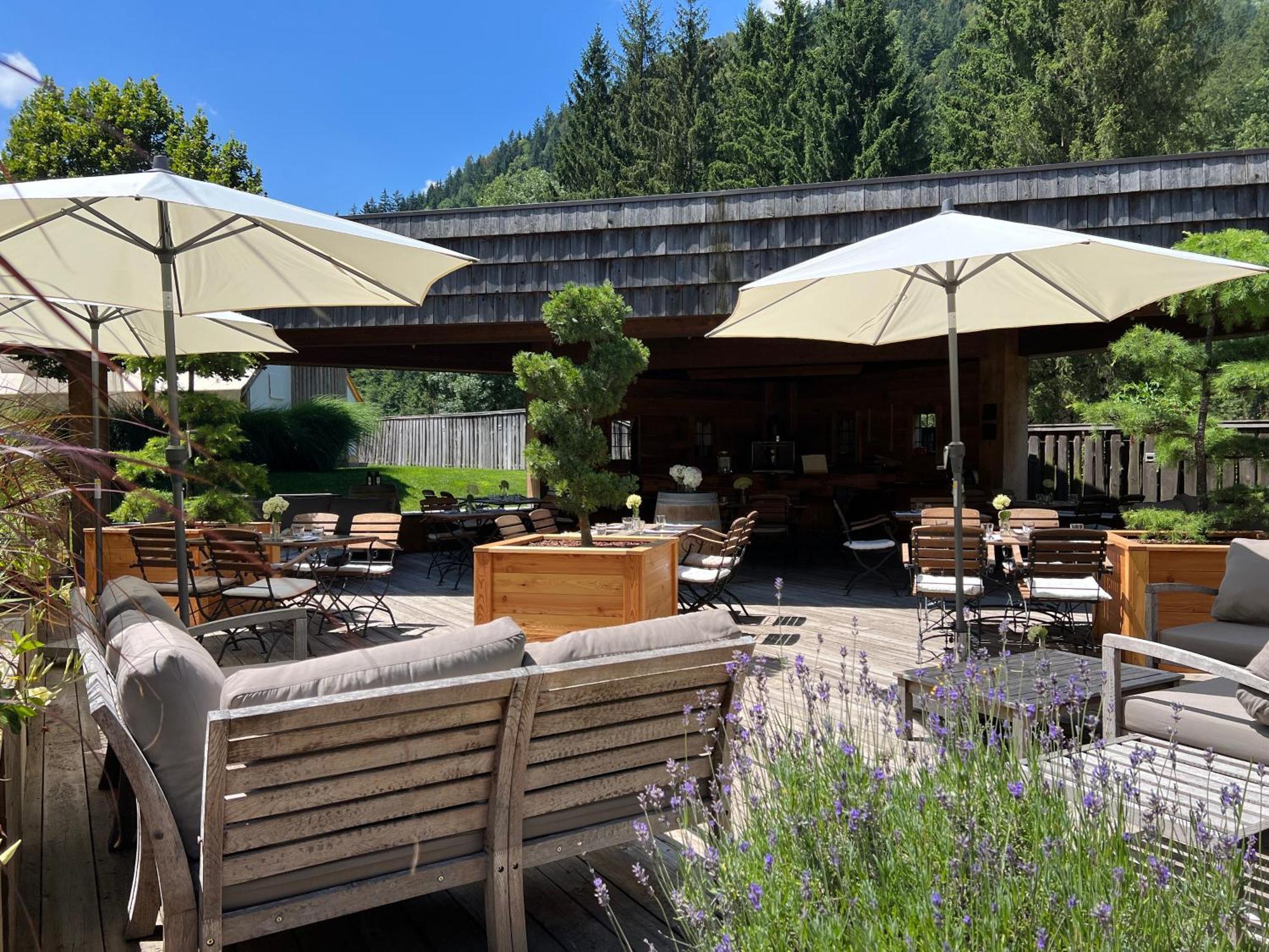 Herbal Glamping Resort Ljubno Eksteriør billede