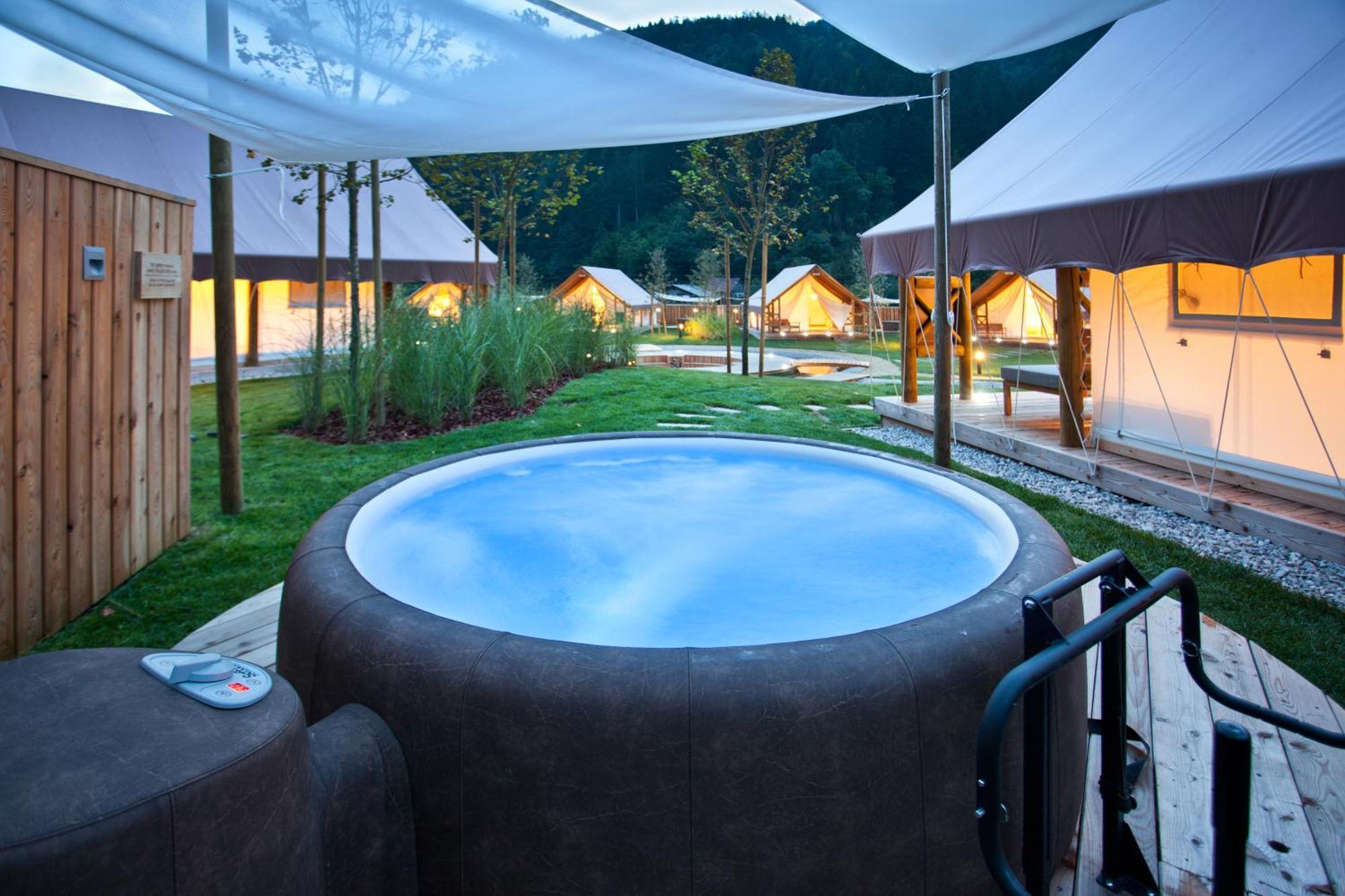 Herbal Glamping Resort Ljubno Eksteriør billede